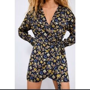 NWT Zara Wrap-style, Floral Print Romper Dress, size XL|
